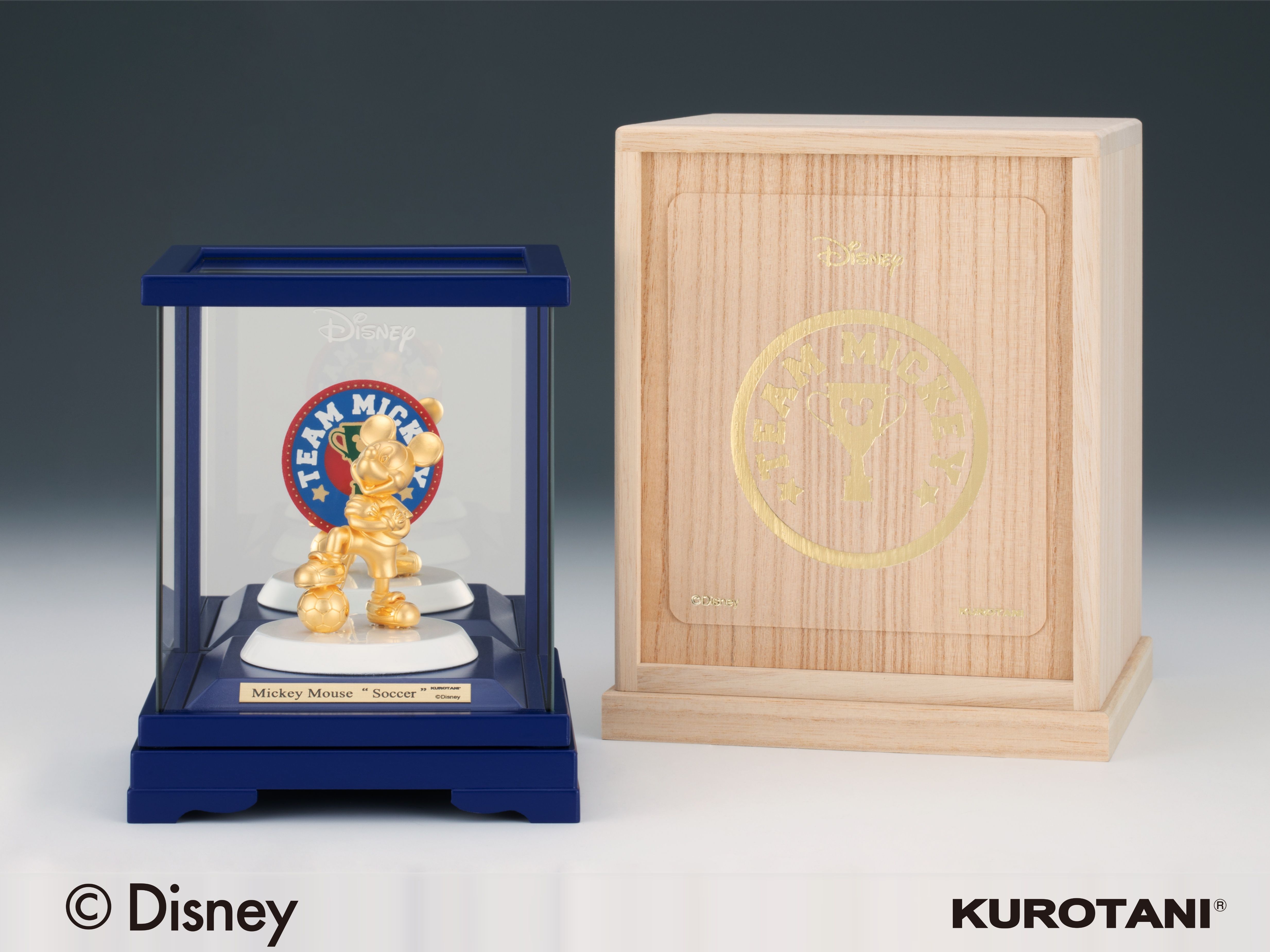 純金 ディズニー ミッキーマウス「サッカー」